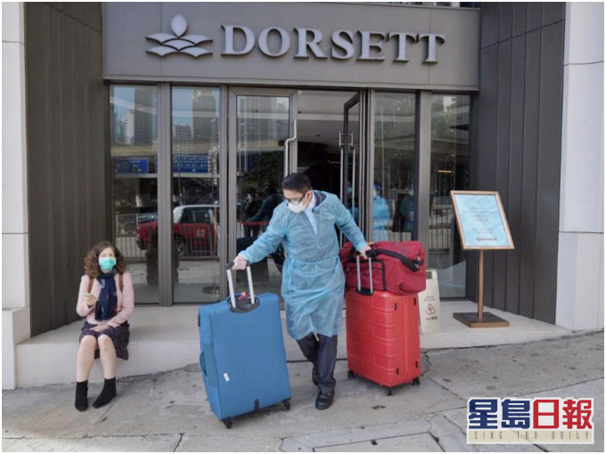 有旅客今早入住灣仔帝盛酒店。