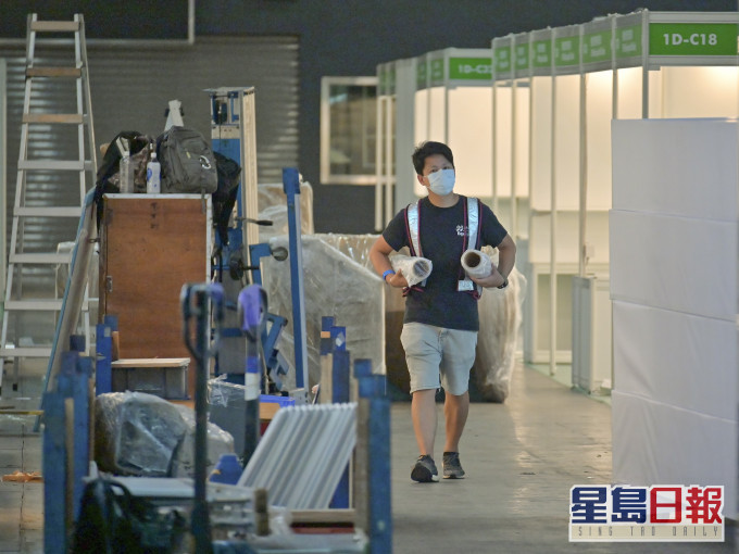 原定7月舉行的香港書展,延期後會場籌備工作即時中止。資料圖片