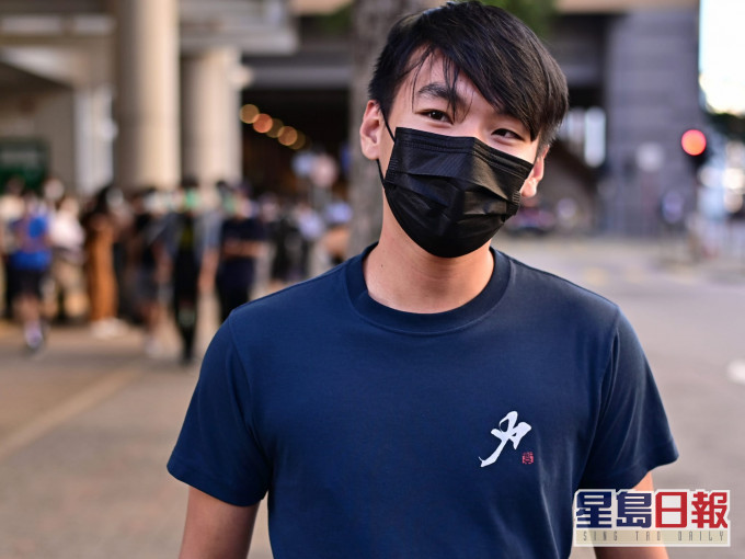 被告陈以晋。