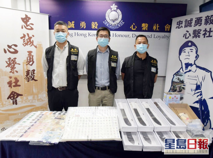 警方交代案情。