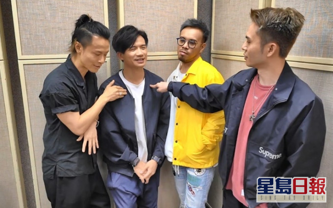 釗峰被On仔同Jase篤完之後,證實其胸肌不及On仔硬。