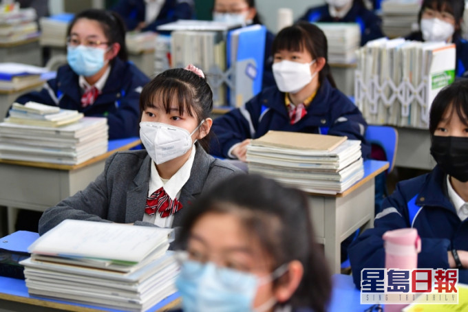 大陆暂停2020年陆生赴台就读试点工作,在学者可继续自愿升读。(新华社资料图片,示意图)