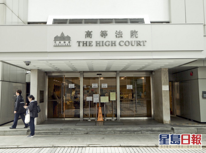 吴昨入禀高等法院申请司法覆核。 资料图片