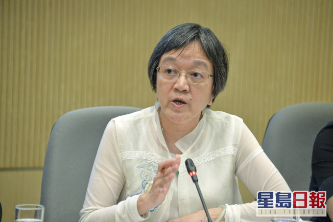 教育局副秘书长康陈翠华。资料图片