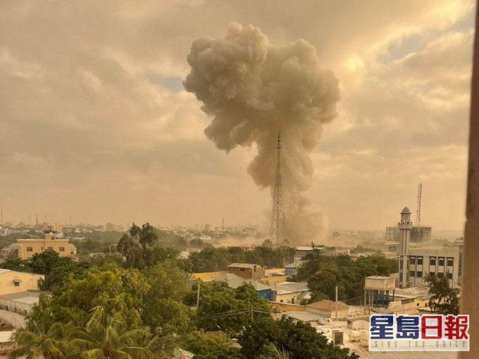 索馬里首都摩加迪沙發生針對聯合國車隊的炸彈襲擊。網圖