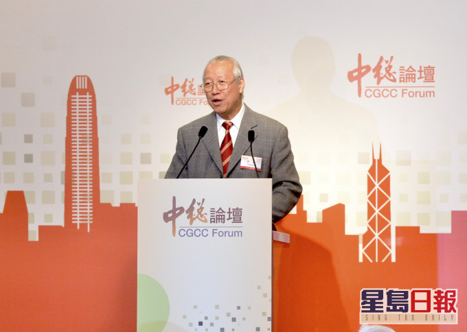 中總會長袁武指,冀政府能積極跟進其他已採購疫苗運抵本港的安排。資料圖片