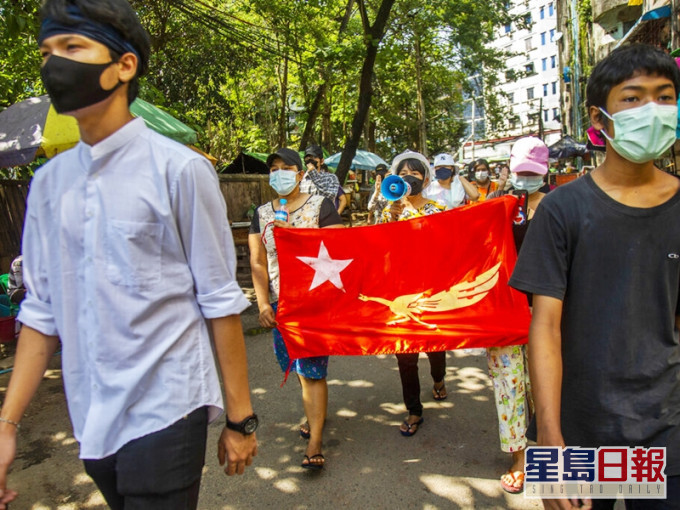 缅甸反政变示威持续逾两个月。AP图片