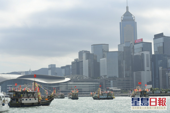 英國內政部預計,未來5年將有約32萬名港人移民英國。資料圖片