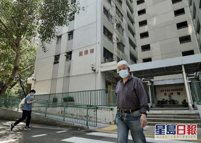 友愛邨愛暉樓再被納入強制檢測。資料圖片
