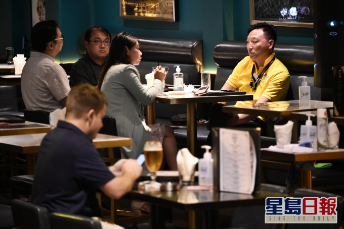 没有标明「酒吧批注」的食肆无需停业。
