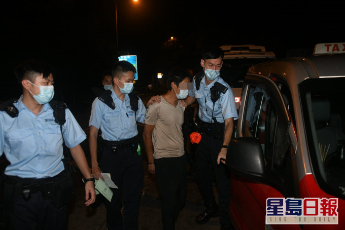 司機被捕。