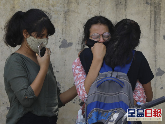 印度累計確診突破2千萬宗,至今死亡病例超過22萬2千宗。AP圖片