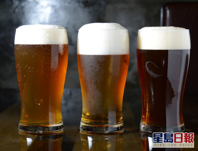 世界衞生組織(WHO)指,酒精經過肝臟代謝後,會導致脂肪堆積形成脂肪肝,長期下來會提高肝硬化、肝癌風險。示意圖片
