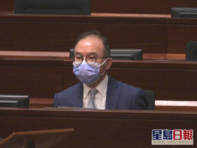 曾國衞指傳媒應以負責任的手法報道和遵守法律。