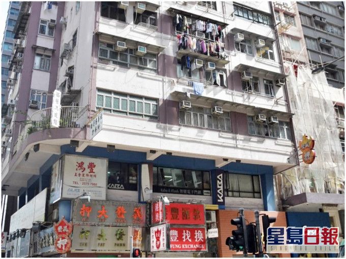 確診印傭曾居位於灣仔駱克道375號的宿舍。