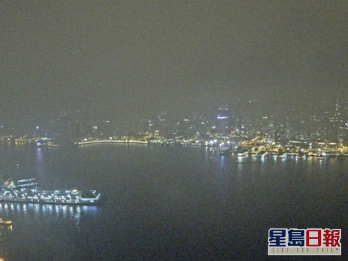 預測今日多雲有幾陣驟雨。天文台圖片