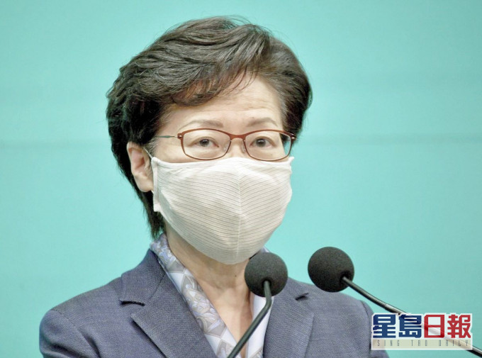 林鄭月娥指,在風險可控的前提下,可逐步取消入境限制和14天強制檢疫的規定。