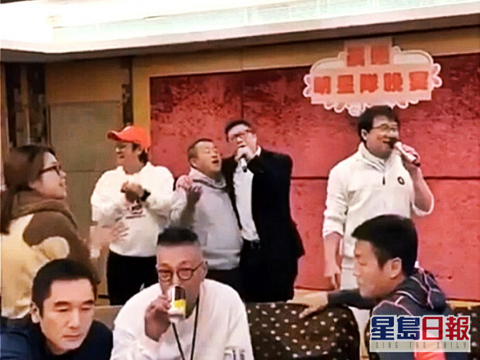 鄧炳強出席明星飯局。影片截圖