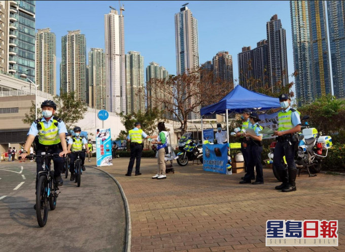 警方提醒市民騎單車時須保持警惕,以防樂極生悲。警方提供