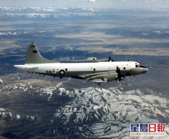 美國海軍一架EP-3E電子偵察機今早經巴士海峽朝南海偵察。 資料圖片