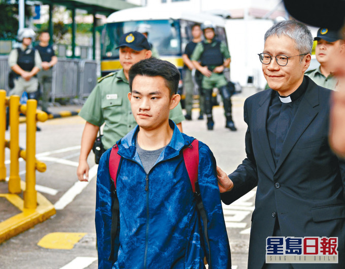 管浩鳴重申陳同佳赴台自首的意向不變,主要等待台灣作明確答覆。