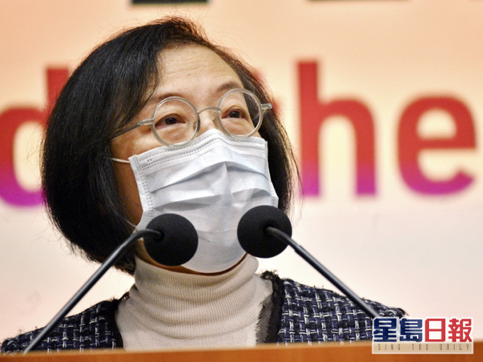 有網民發現,陳肇始讀稿時3度將「瑕疵」讀成「瑕辟」。資料圖片