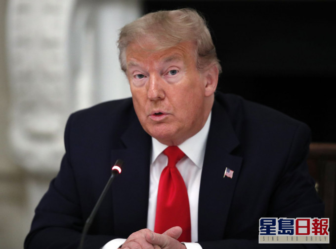 特朗普發出訊息,抨擊高院的裁決。AP