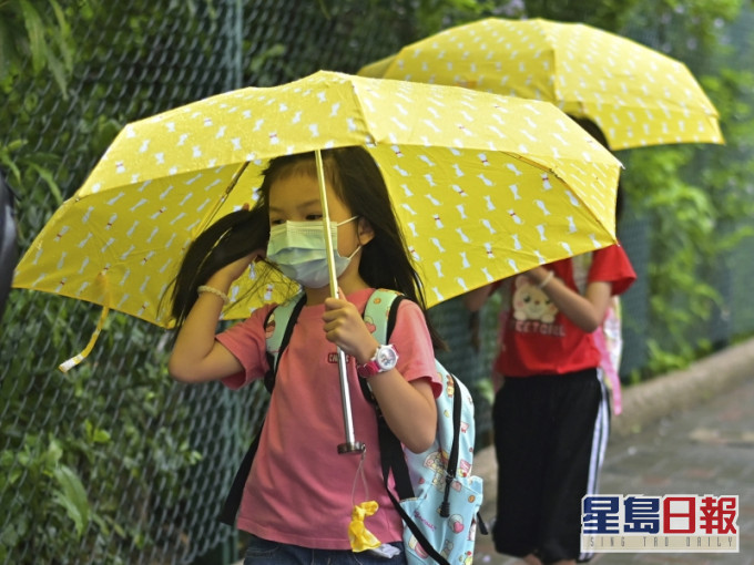 本港今早多處地區錄得約5毫米雨量。資料圖片