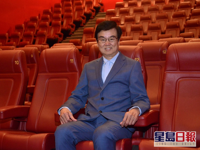 黃百鳴指業界人士認為是次補貼只是杯水車薪。