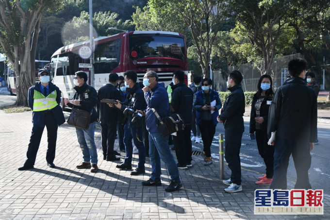 探員兵分三路, 逃走路線調查。徐裕民攝