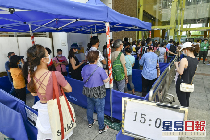 130万人已经接种至少1剂疫苗。资料图片