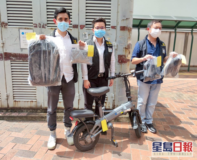 警方拘捕一名男子,涉嫌三度在荃灣區內,騎著電動單車非禮單身女子。