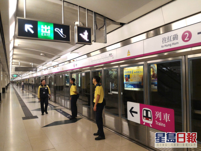 港鐵公布,西鐵綫今早凌晨非行車時間發生事故。資料圖片