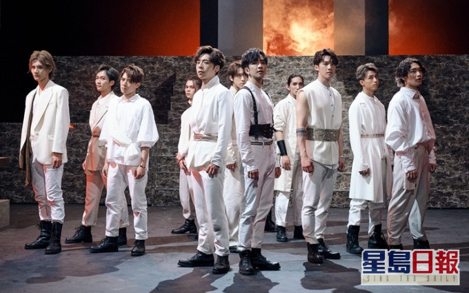 MIRROR成员齐齐以武士造型上阵为新歌拍摄MV。