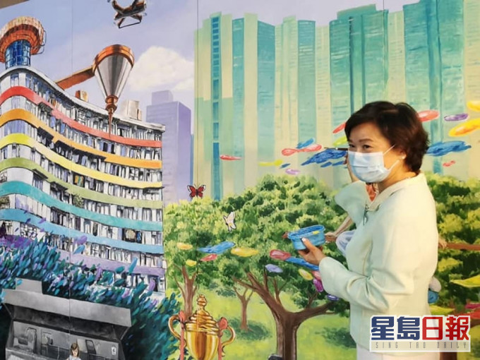 梁美芬冀藉壁畫創作凝聚民心。資料圖片