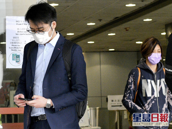 被告林其鋒(左)及其母親張佩君(右)。 資料圖片