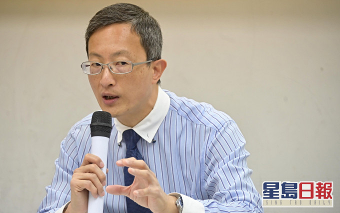 林哲玄指,對疫苗成份過敏人士,不可接種,又指現時未有數據說明對孕婦有何影響。 資料圖片