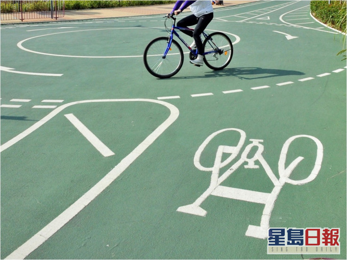 運輸署將於周五起在將軍澳單車徑舉行電動單車的實地試驗。資料圖片