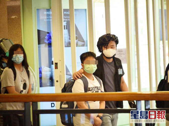 13歲學生記者被帶返警署,事件引起熱論。資料圖片