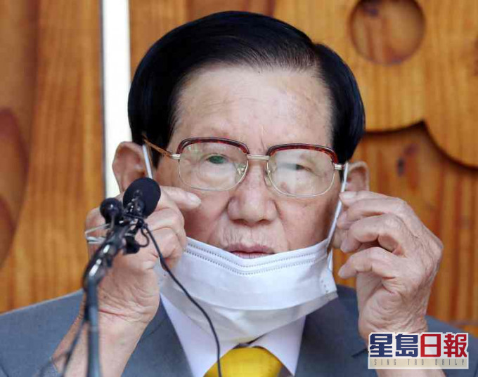 李万熙同时涉嫌贪污56亿韩圜的教会资金。AP