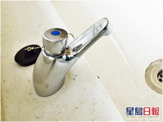 本港最新食水標準,水質參數由原有的92個修訂至60個。資料圖片