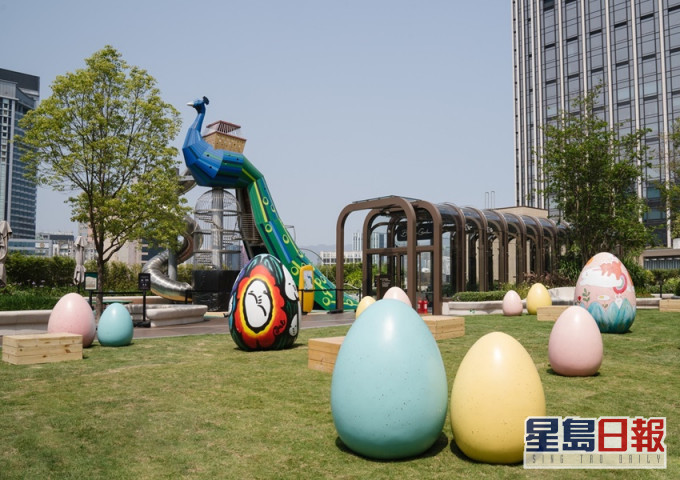 K11 MUSEA 邀請本地三大藝術團隊設計巨型復活蛋。