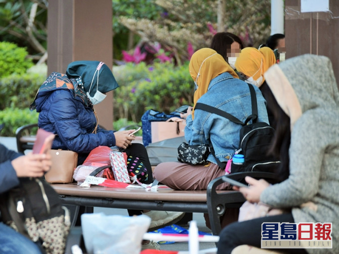 有女網民指家中外傭確診,令她相當擔心家人會「中招」。資料圖片