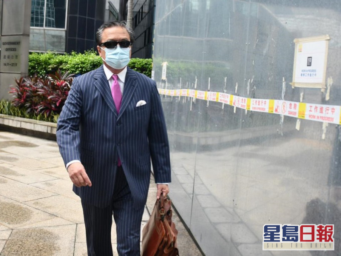 張震遠呈上11封求情信。