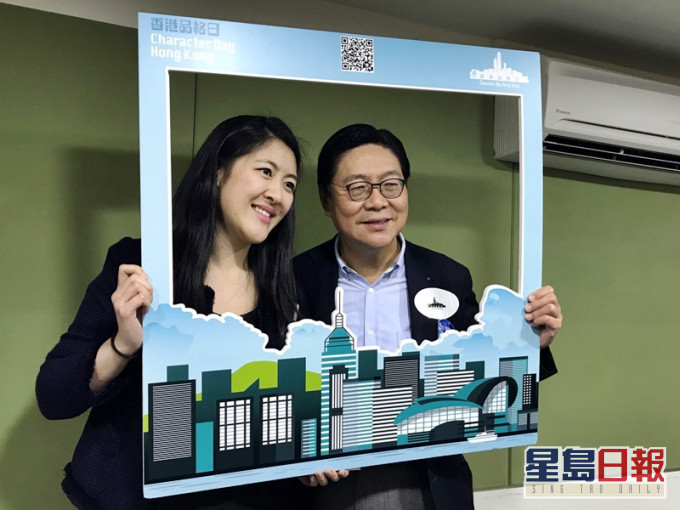 馬露明話父親的品格及為人,正是她在少女時代的擇偶條件。