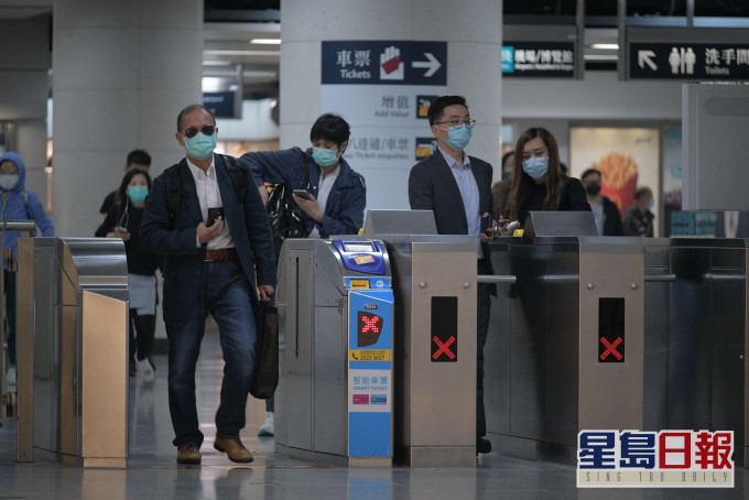 疫情下港鐵上半年總乘客量按年跌38%。 資料圖片
