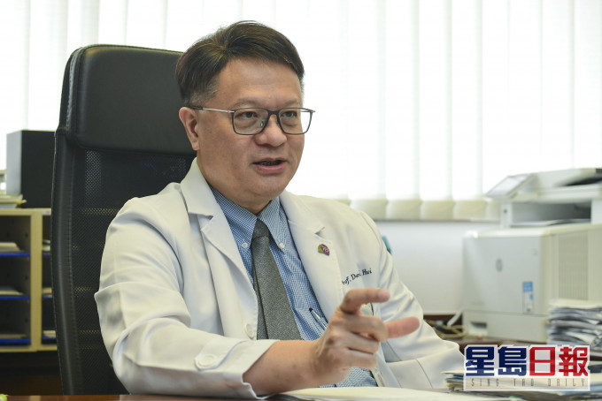許樹昌指在抽取環境樣本後,應為碼頭進行大清洗。 資料圖片