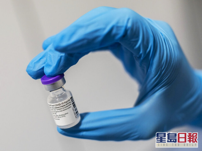 消息指,首批100萬劑BioNTech新冠友人最快將於本周四(25日)抵港。AP圖片