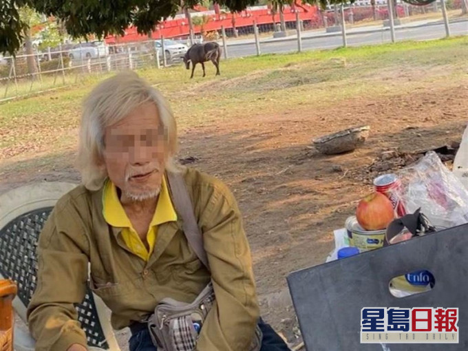 警方最終在草坪找到蔡男及其飼養馬匹。中時