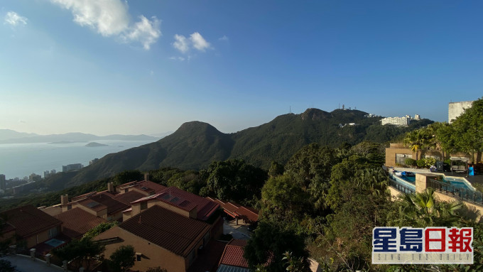 景觀方面,可欣賞翠綠山景及眺望西博寮海峽。